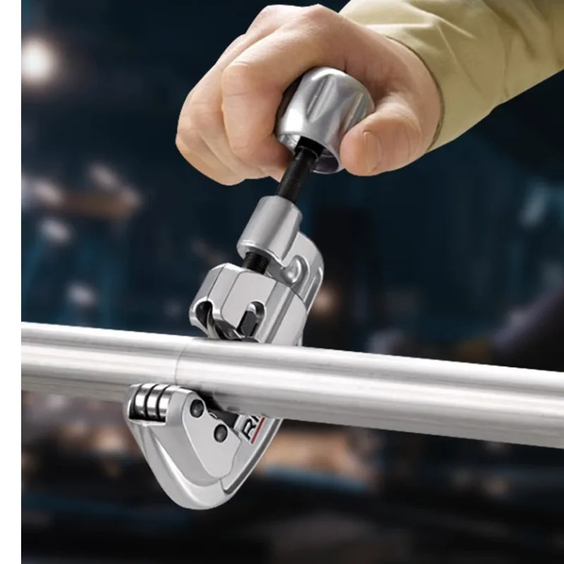 Nóż do cięcia rur ze stali nie – Pipe Cutter Ratchet recenzja i cena